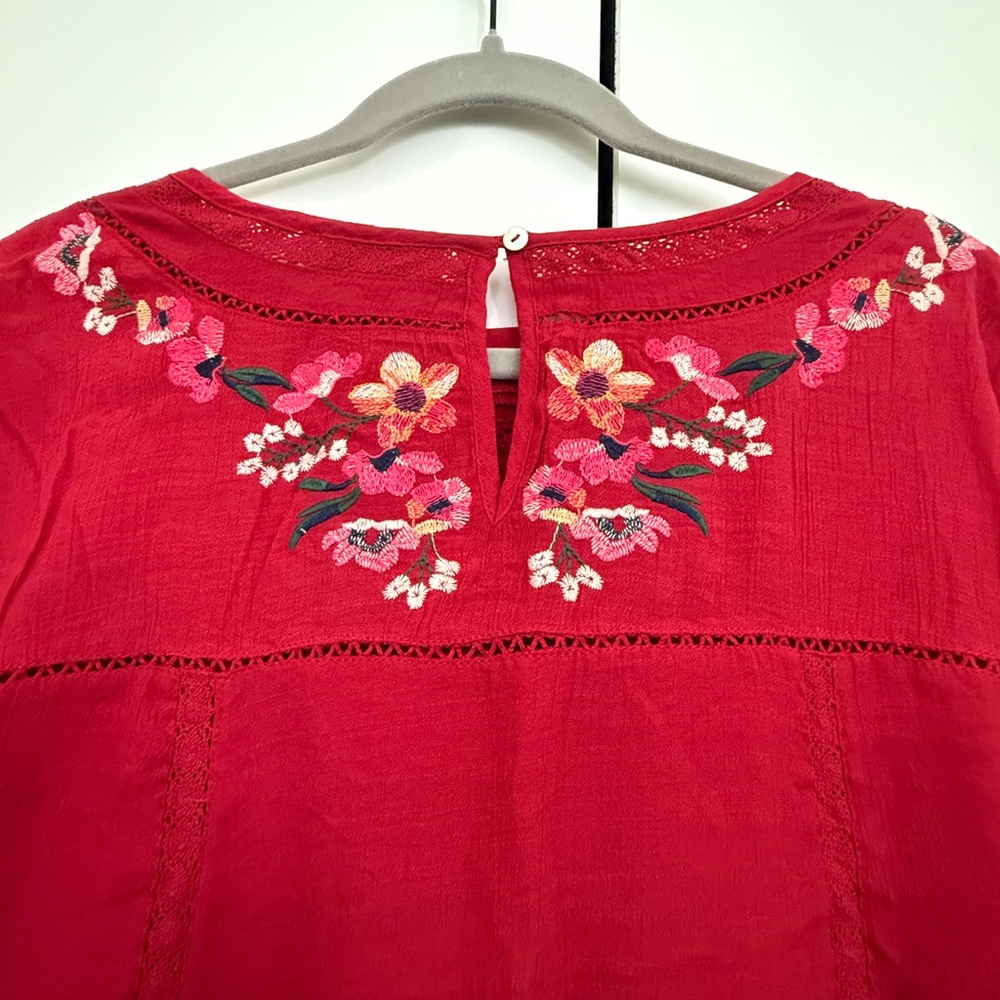 Red Floral Embroidered Dress - Picture 6 of 6